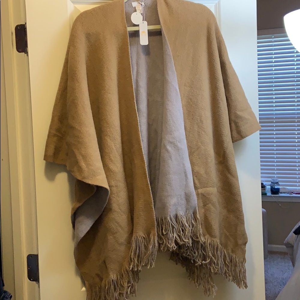 Reversible wrap
